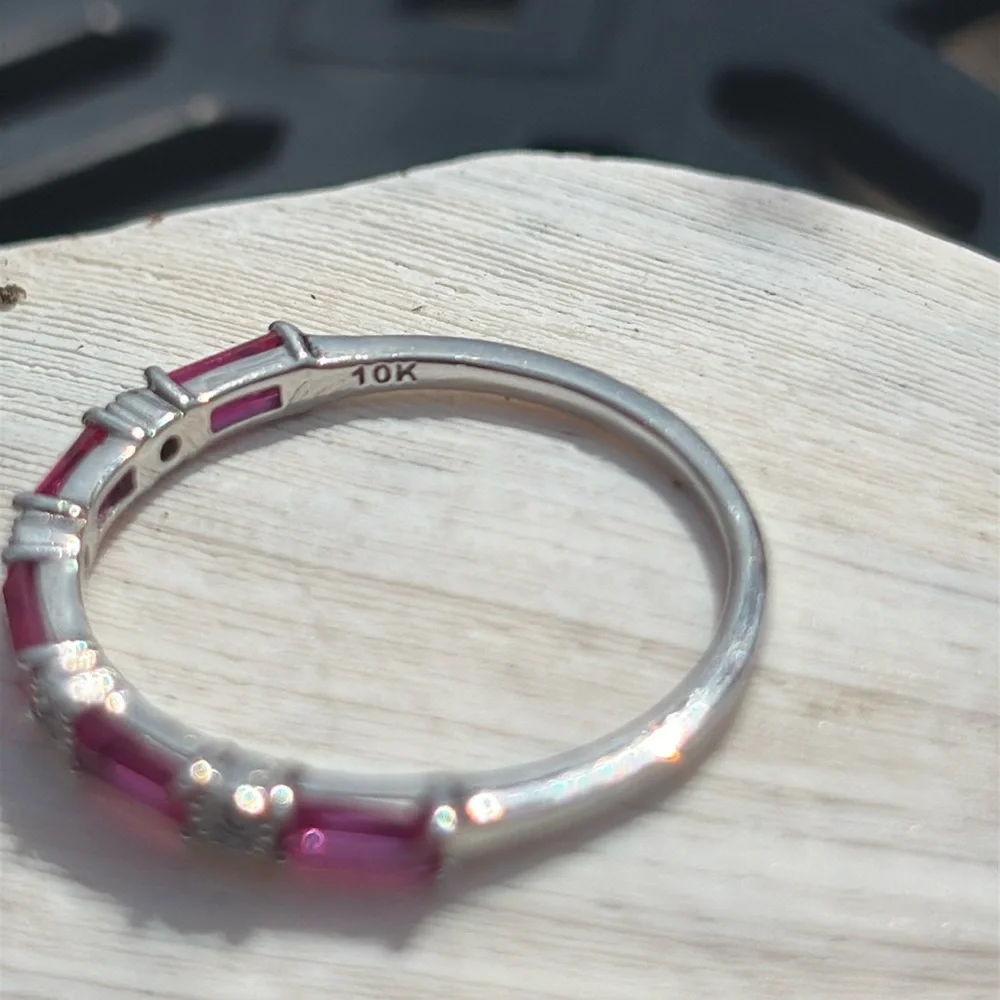 10kt White Gold Baguette Lab Ruby & Natural Diamond Band Ring Stacking Size 7 - Picture 10 of 15